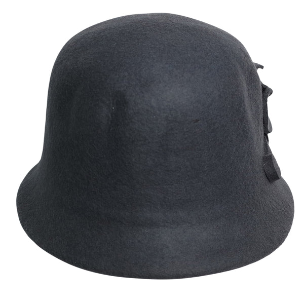 Chapeau fleur de lys