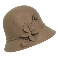 Chapeau fleur de lys