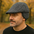 files/Casquetteacarreauxgriscacheoreilles_2.png
