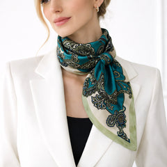 Grand foulard polysatin cachemire