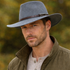 files/Portrait_d_homme_avec_chapeau_gris-12.png