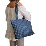 products/sac-de-plage-bleu-a-pois.jpg